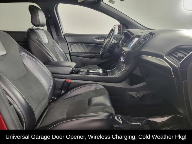 Used 2019 Ford Edge ST w/ Convenience Package AWD/4WD image 17