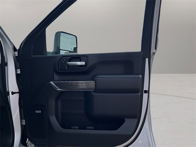 Used 2020 Chevrolet Silverado 2500 LTZ w/ LTZ Premium Package image 37