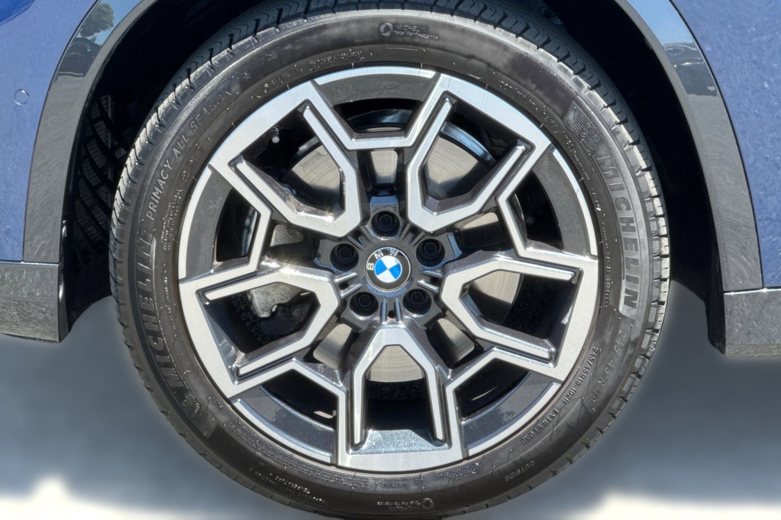 Used 2025 BMW X1 xDrive28i w/ Premium Package AWD/4WD image 12