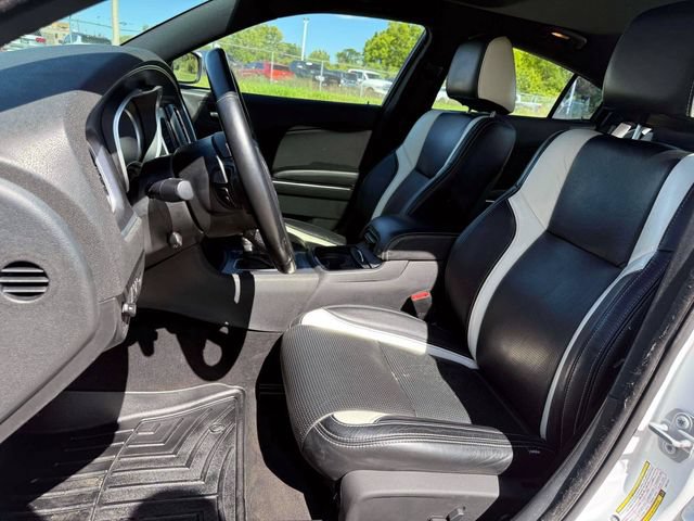 Certified 2017 Dodge Charger SXT w/ AWD Premium Group image 18