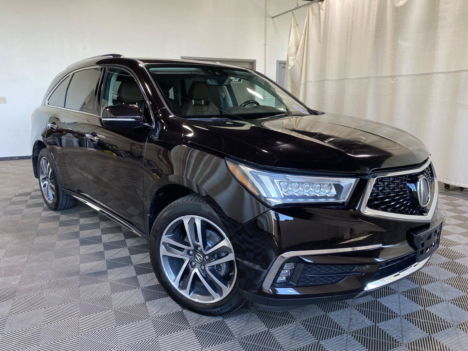 Used 2017 Acura MDX FWD w/ Advance Package image 1