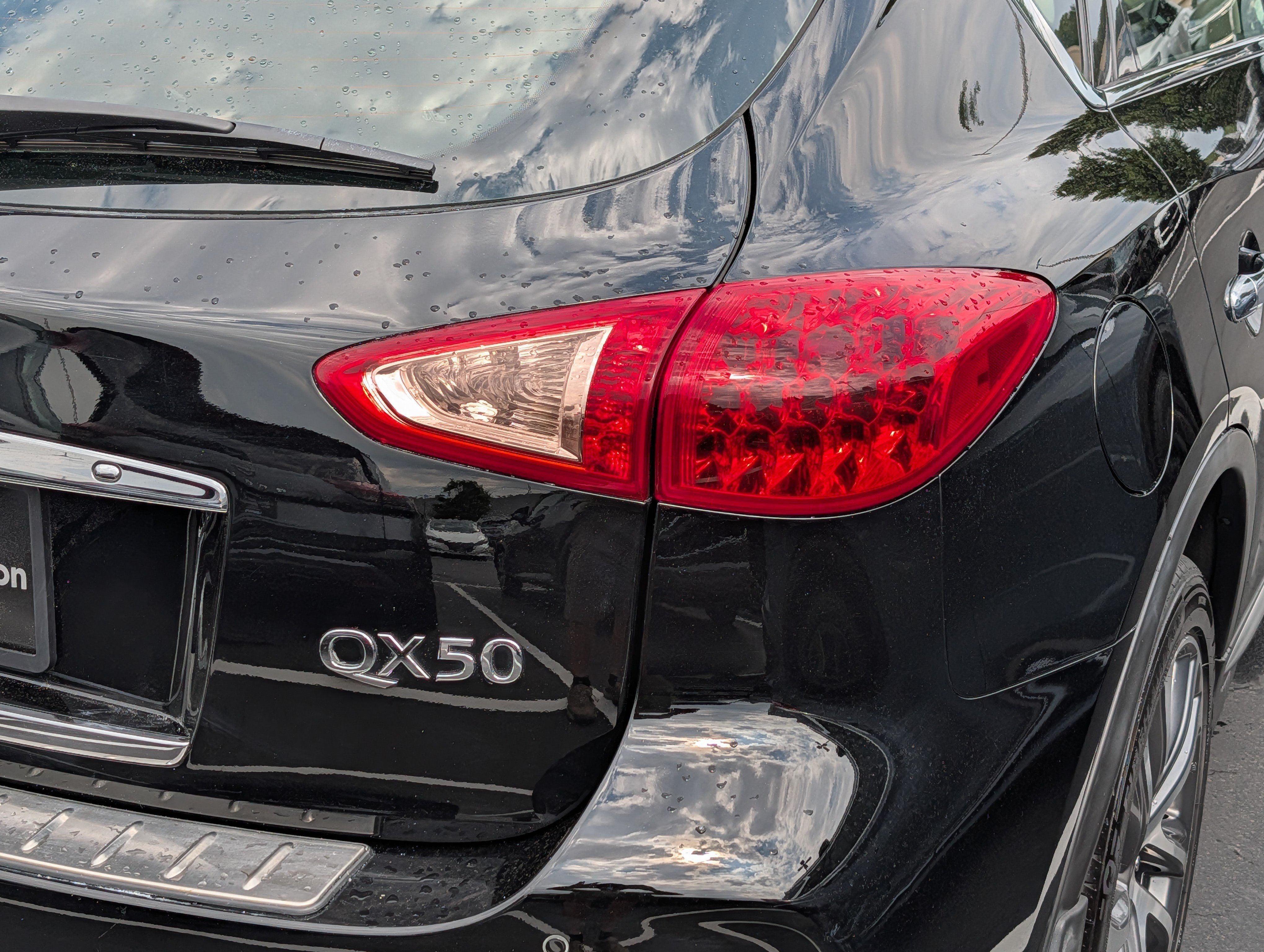 Used 2017 INFINITI QX50 AWD w/ Technology Package image 17