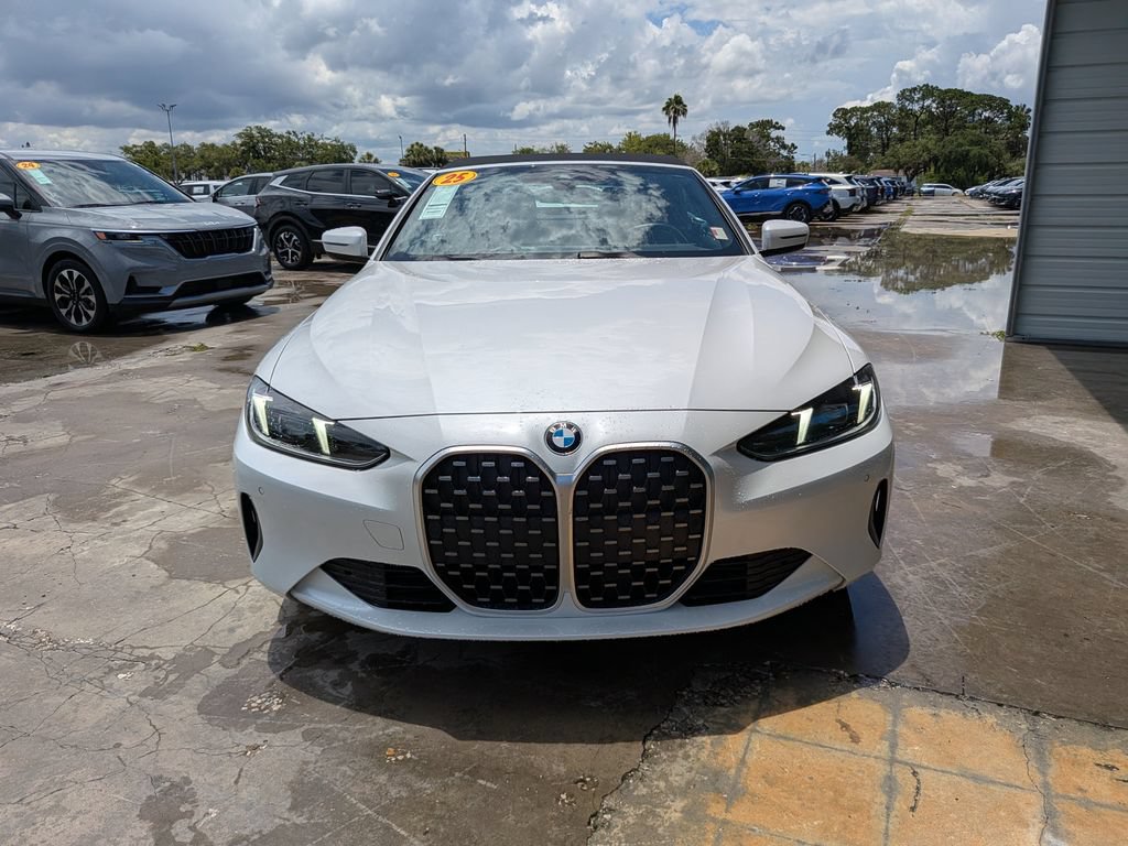 Used 2025 BMW 430i Convertible RWD image 3