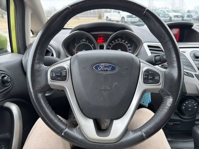 Used 2013 Ford Fiesta SE image 26