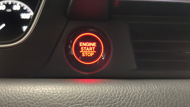 Used 2023 Honda Pilot Sport image 22