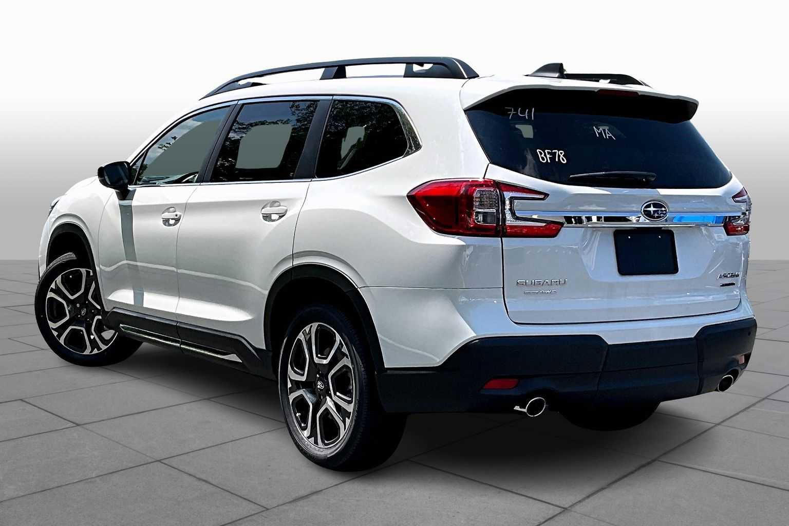 New 2025 Subaru Ascent Limited image 12