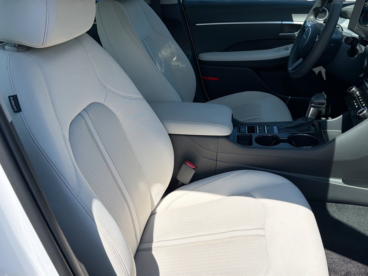 Certified 2025 Hyundai Sonata SE FWD image 24