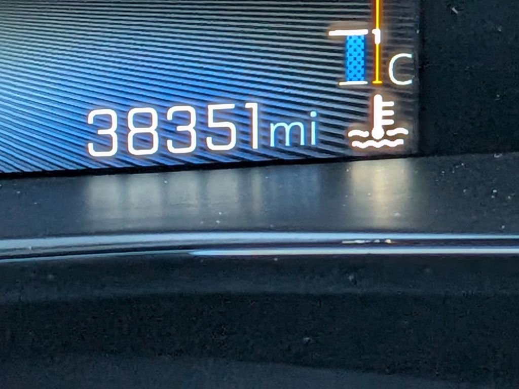 Used 2023 Chevrolet Colorado LT image 18