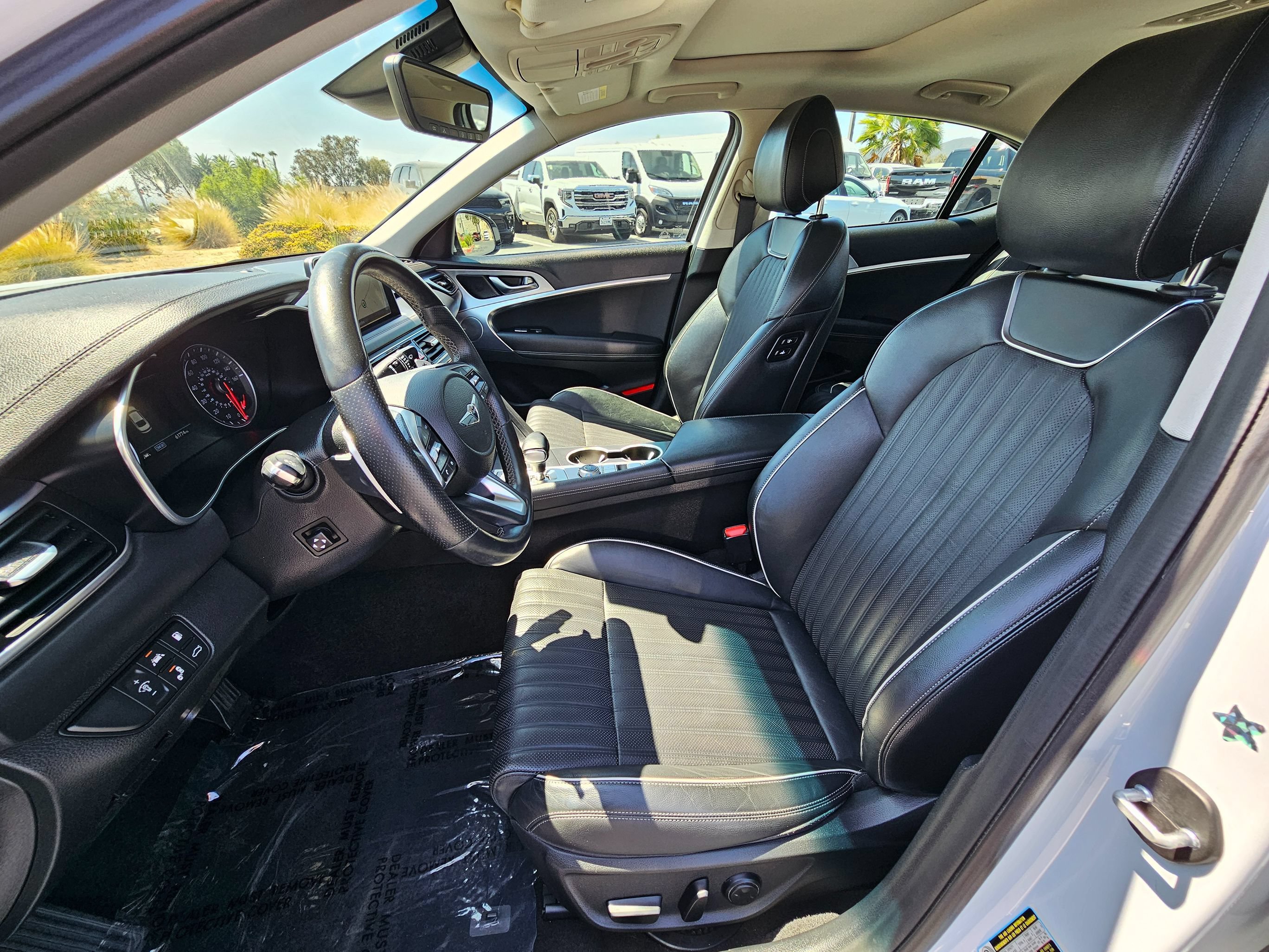 Used 2019 Genesis G70 2.0T Advanced w/ Elite Package RWD image 17