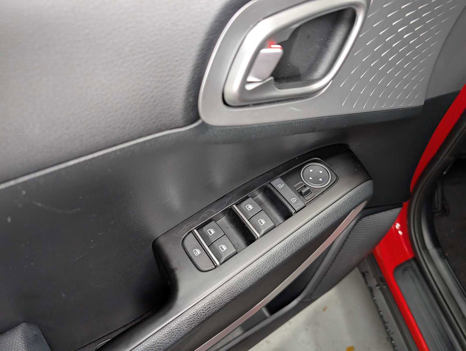 Certified 2023 Kia Soul LX w/ LX Technology Package image 35