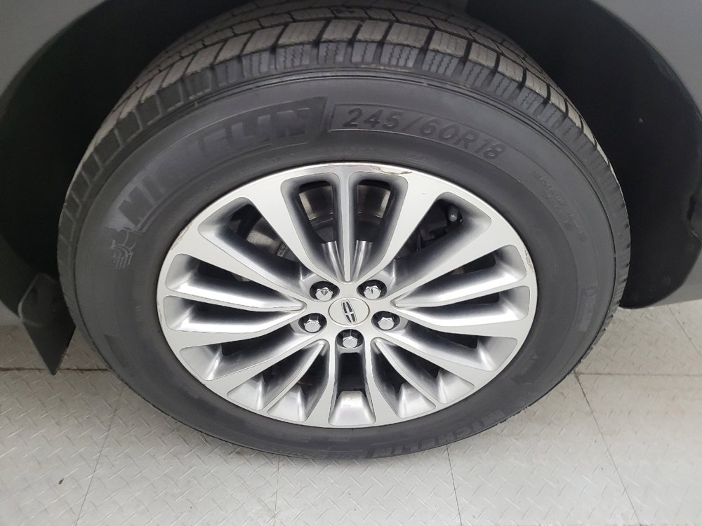 Used 2016 Lincoln MKX Select w/ Select Plus Package FWD image 31