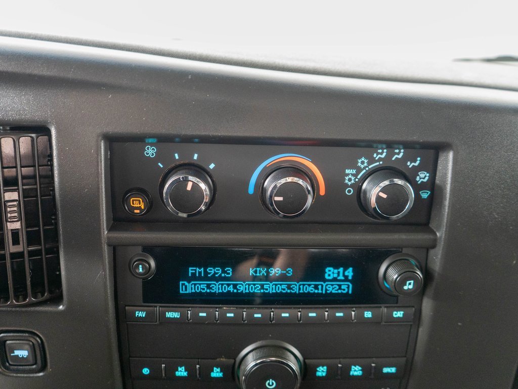 Used 2022 GMC Savana 2500 w/ Driver Convenience Package image 12