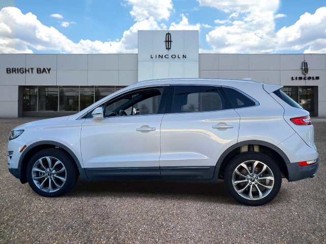 Used 2019 Lincoln MKC Select w/ Select Plus Package AWD/4WD image 3