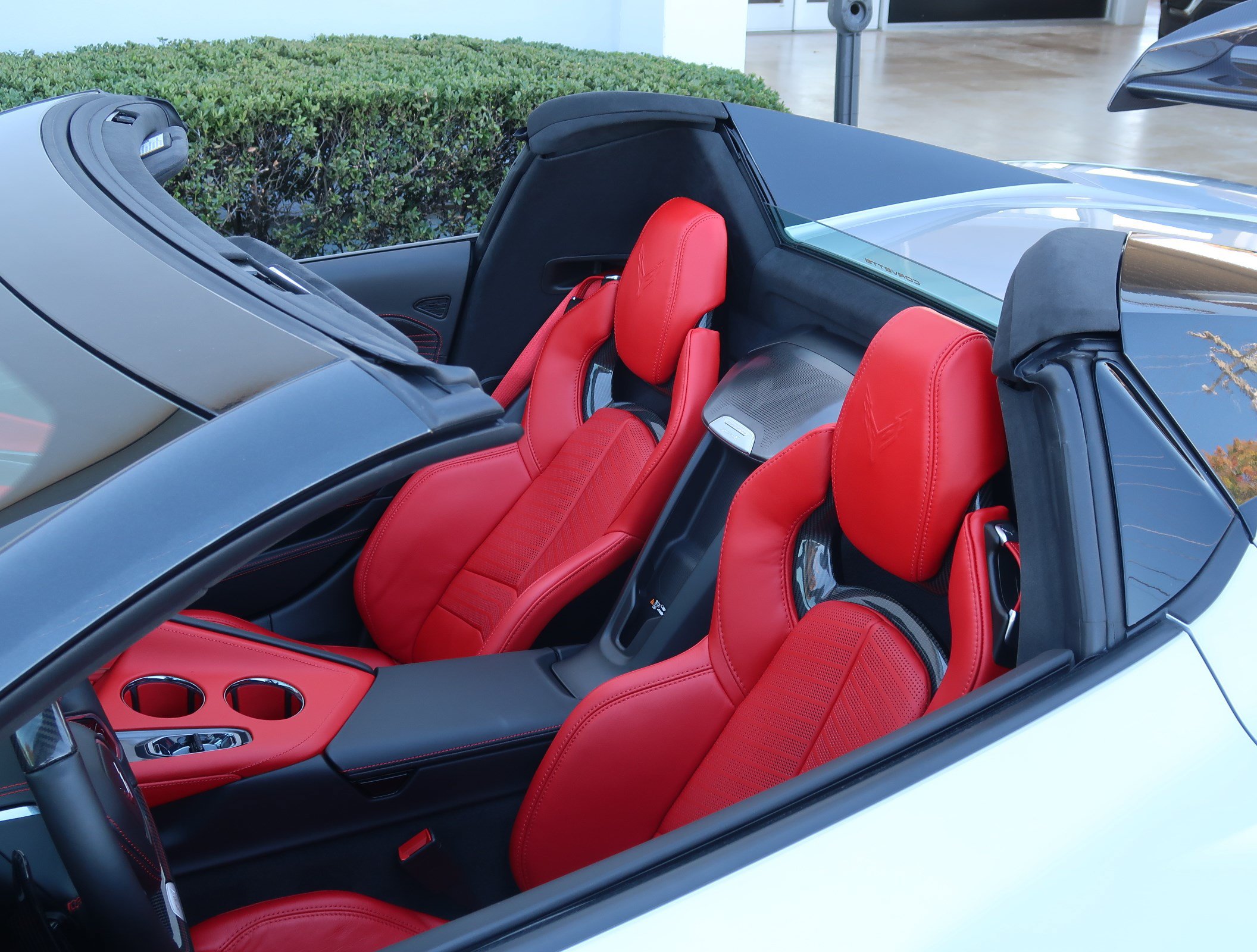 Used 2026 Chevrolet Corvette ZR1 w/ ZR1 Carbon Fiber Aero Package RWD image 39