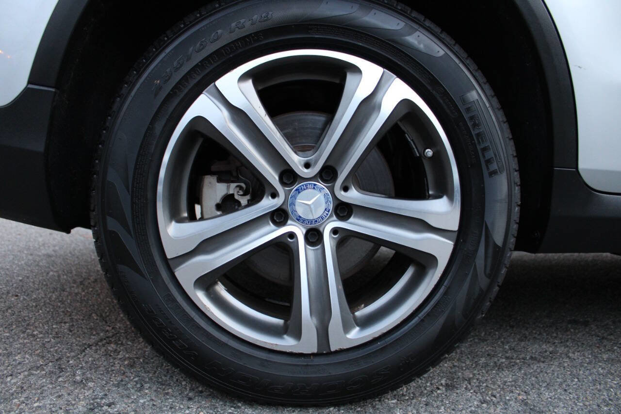 Used 2017 Mercedes-Benz GLC 300 4MATIC image 22