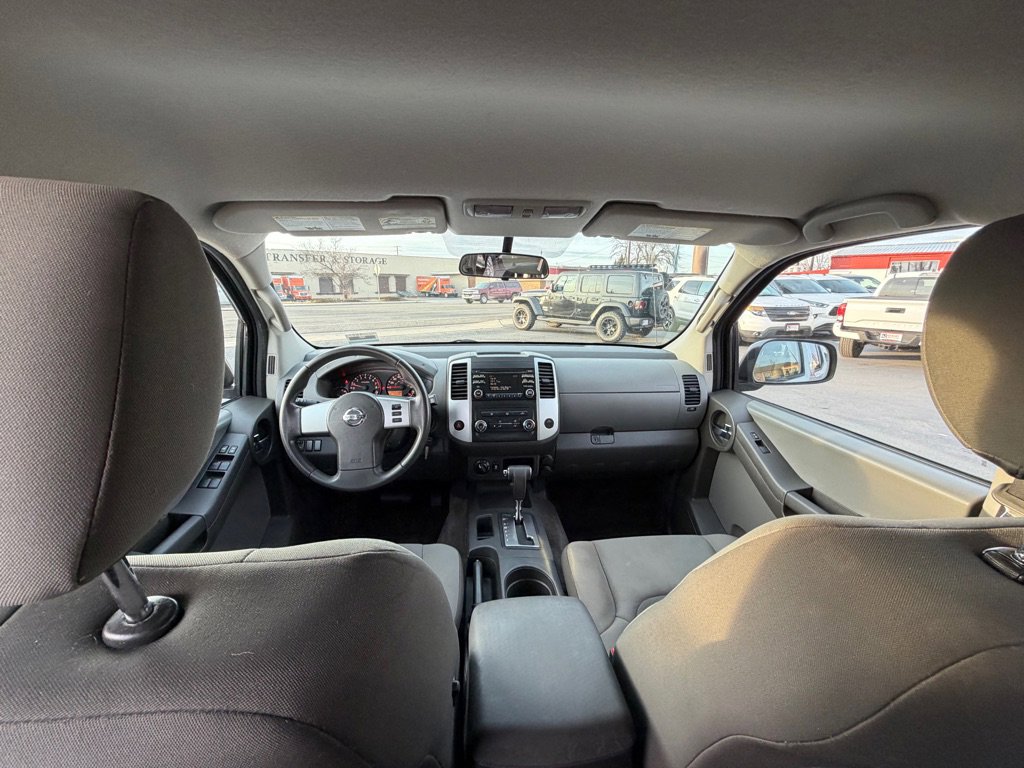 Used 2013 Nissan Xterra S image 11