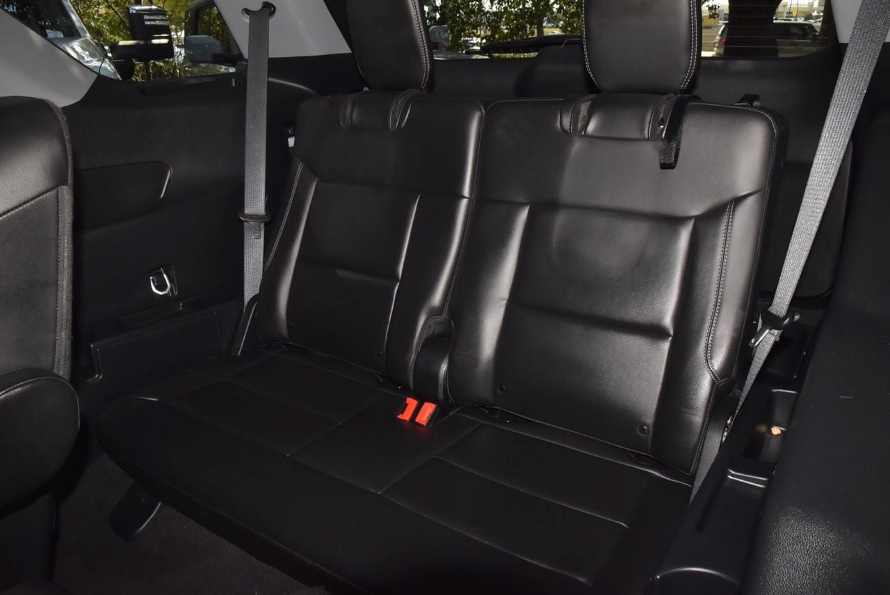 Used 2023 Ford Explorer XLT w/ Equipment Group 202A AWD/4WD image 15