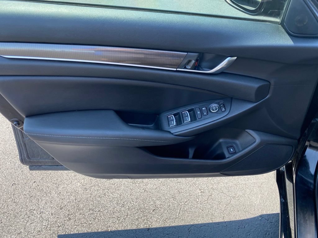 Used 2020 Honda Accord Sport image 18