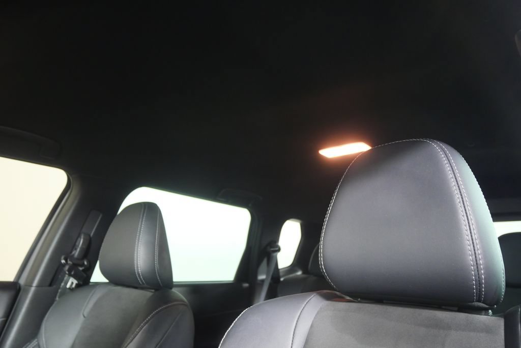 Used 2023 Mitsubishi Outlander SE Black Edition AWD/4WD image 11