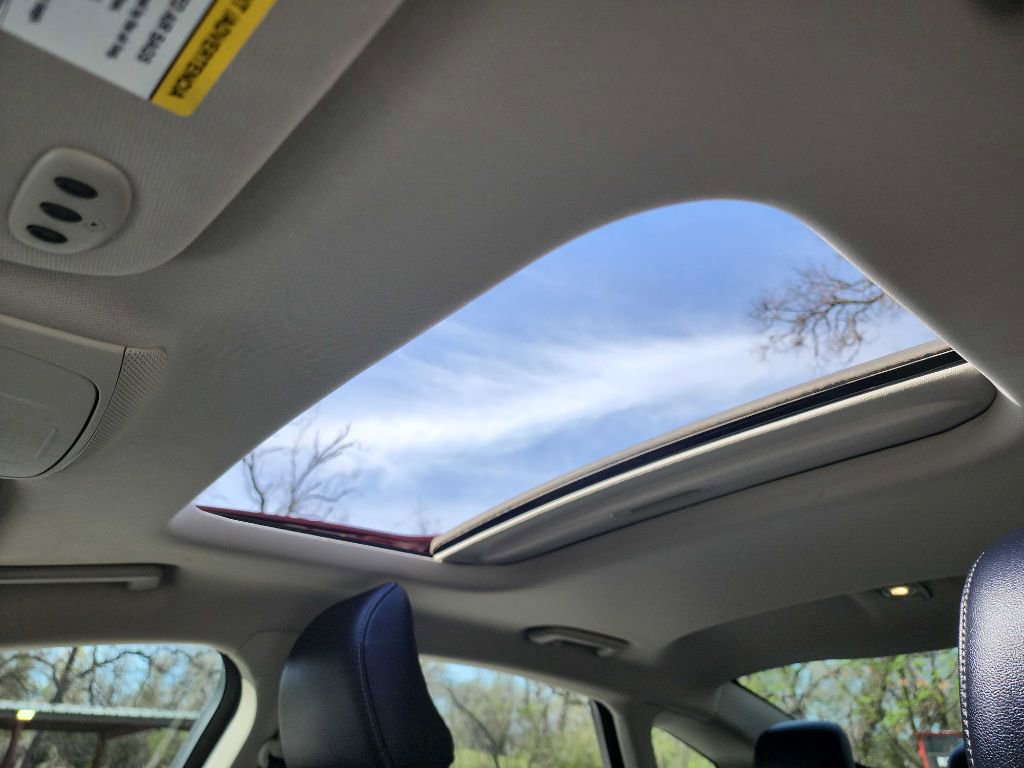 Used 2017 Ford Fusion Titanium image 21