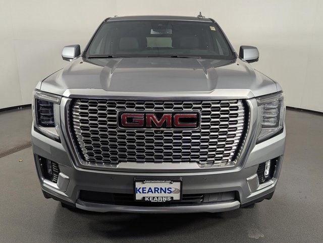 Used 2024 GMC Yukon Denali image 3