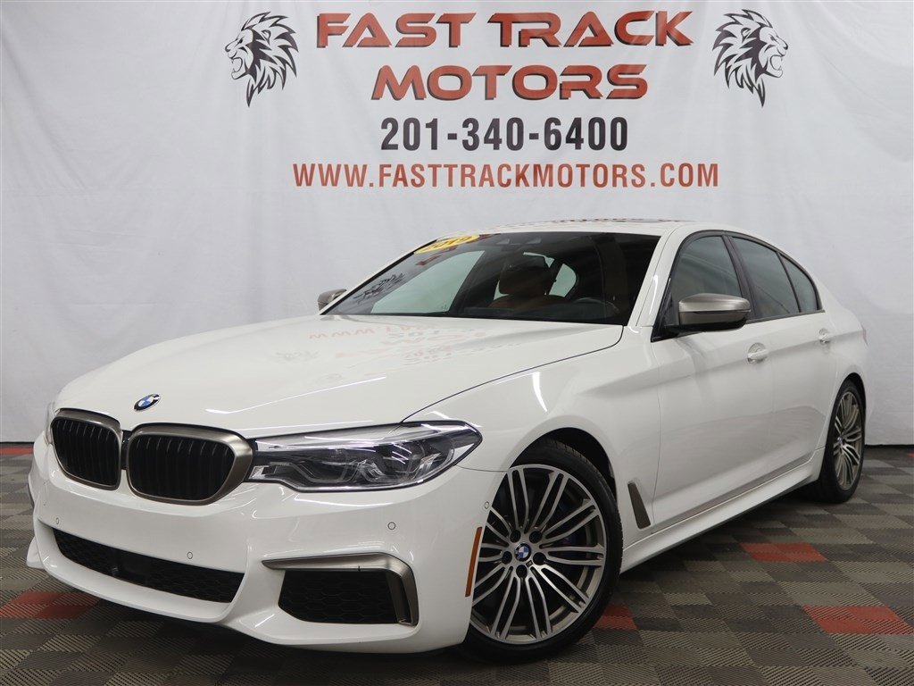 Used 2019 BMW M550i xDrive image 1