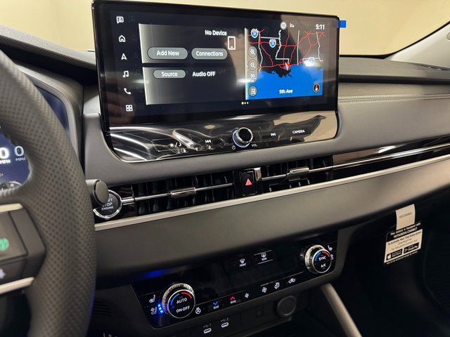 New 2025 Mitsubishi Outlander SEL image 15