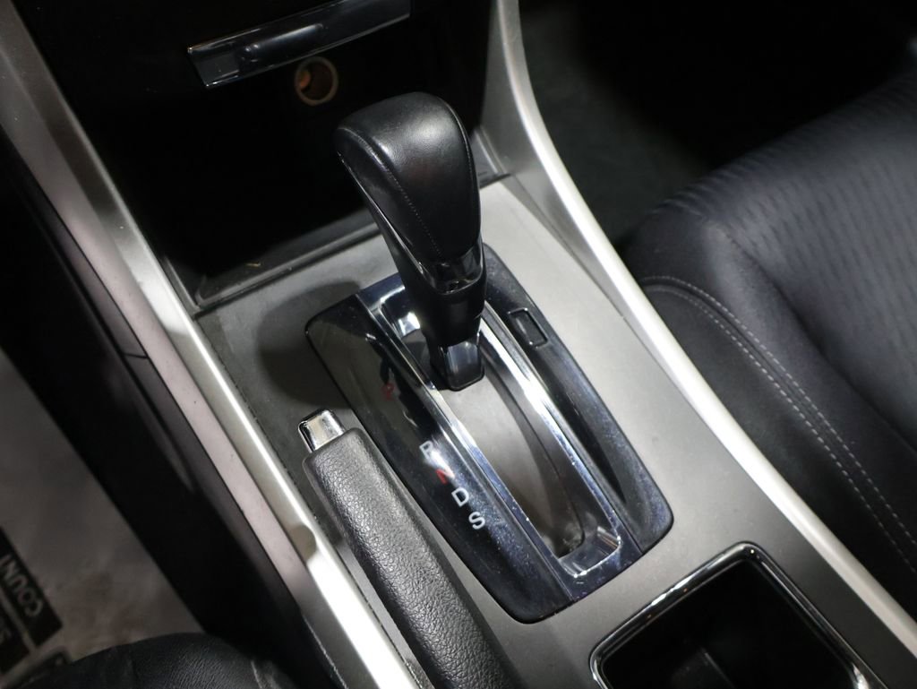 Used 2015 Honda Accord Sport image 28
