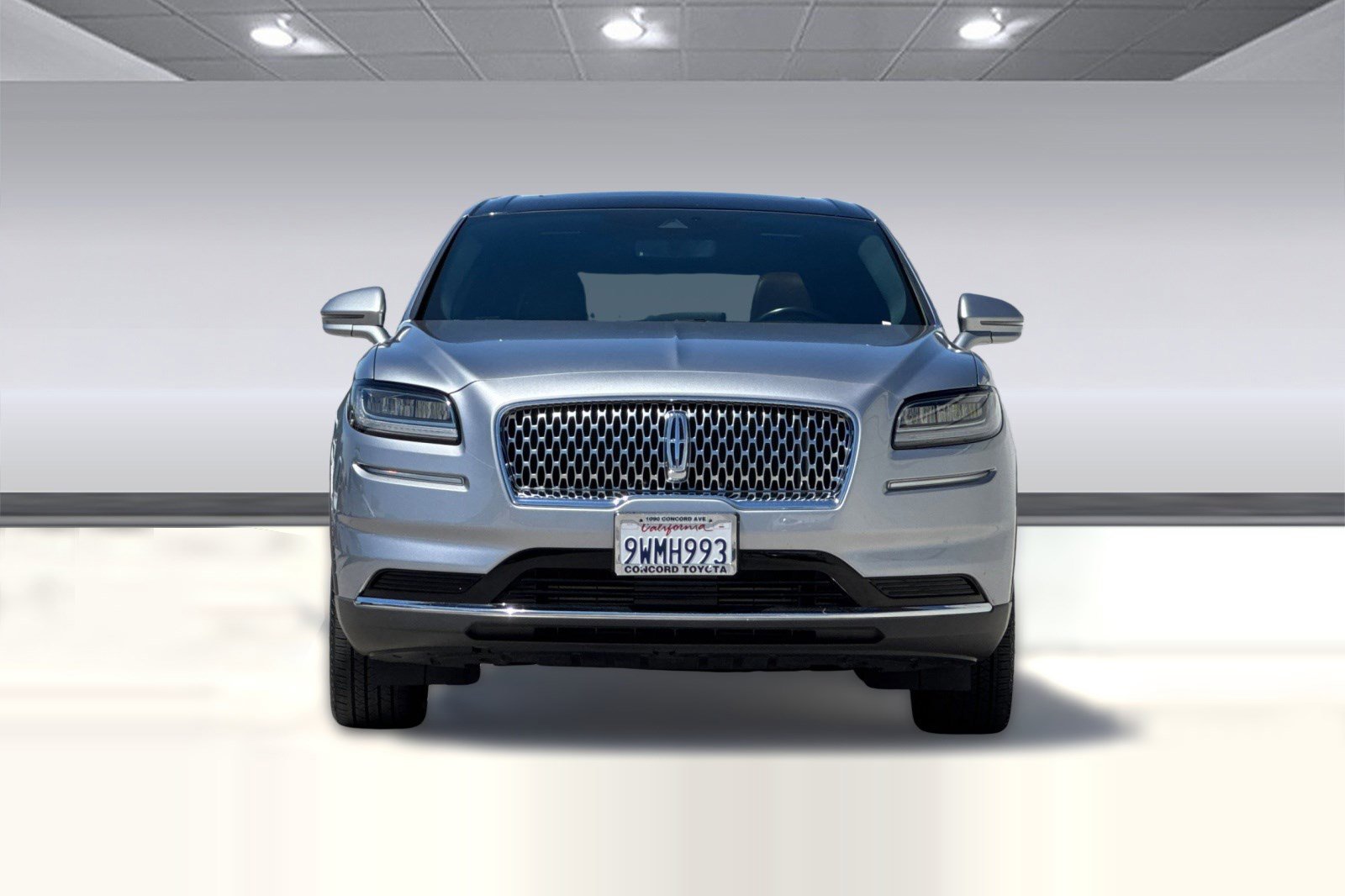 Used 2022 Lincoln Nautilus Reserve w/ Cargo Utility Package FWD image 5