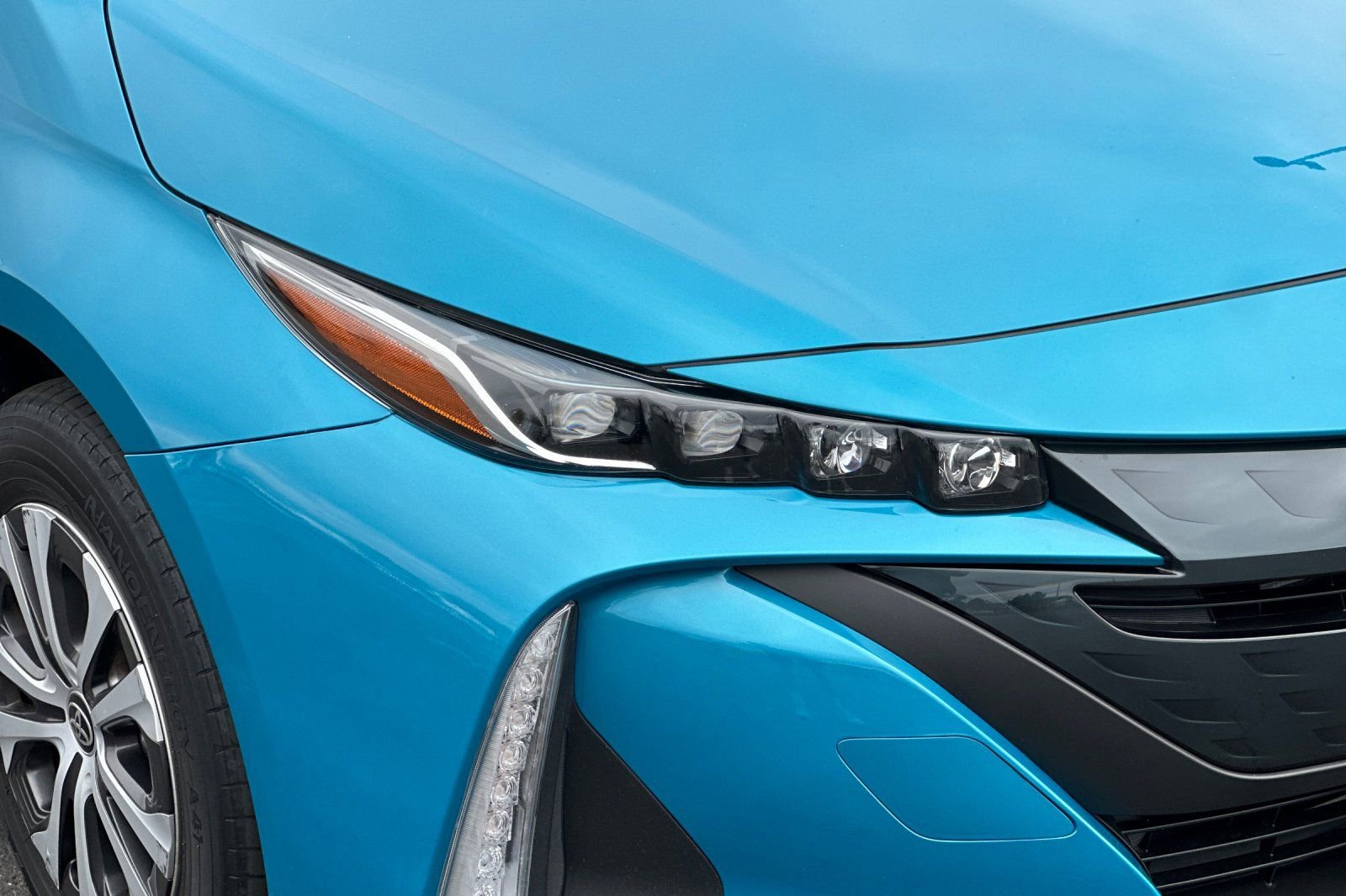 Used 2022 Toyota Prius Prime XLE image 45