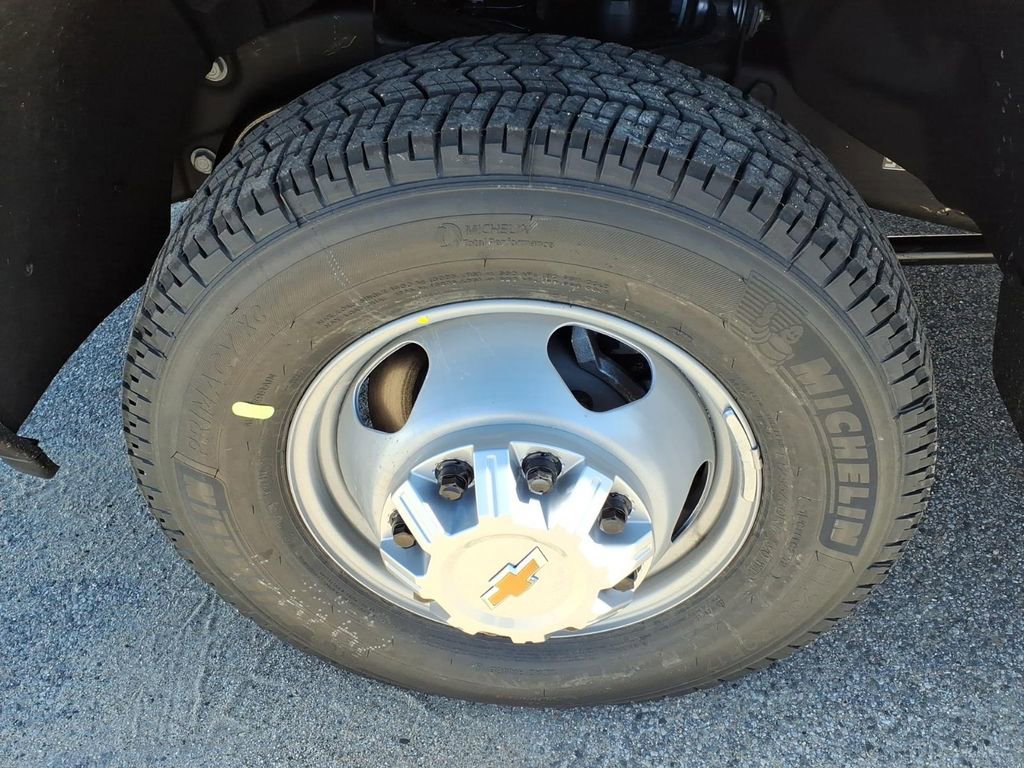 New 2026 Chevrolet Silverado 3500 W/T w/ WT Convenience Package image 9