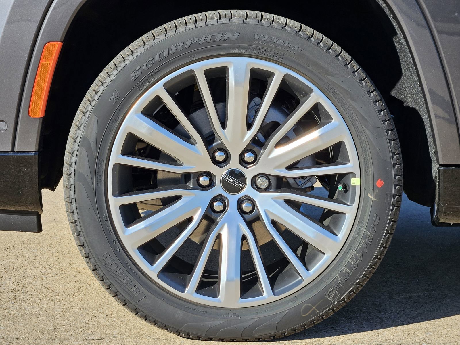 New 2025 Jeep Wagoneer Series II image 10