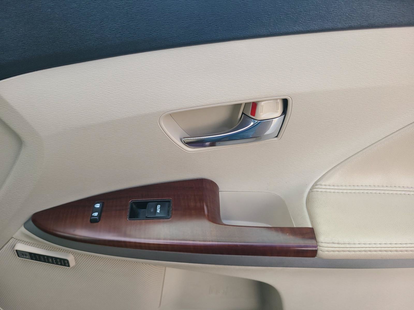 Used 2009 Toyota Venza w/ Comfort Pkg FWD image 23
