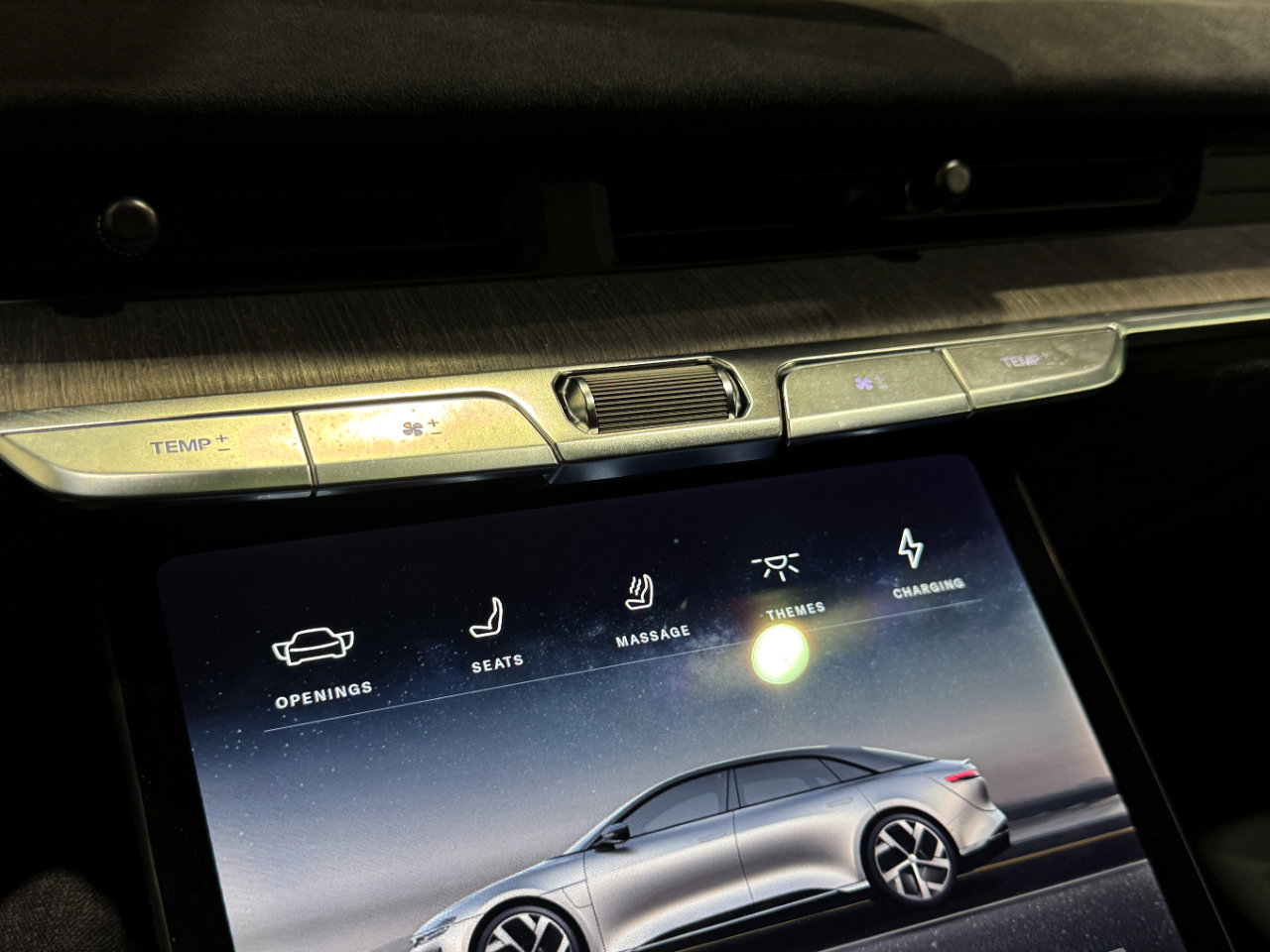 Used 2022 Lucid Air Grand Touring image 25