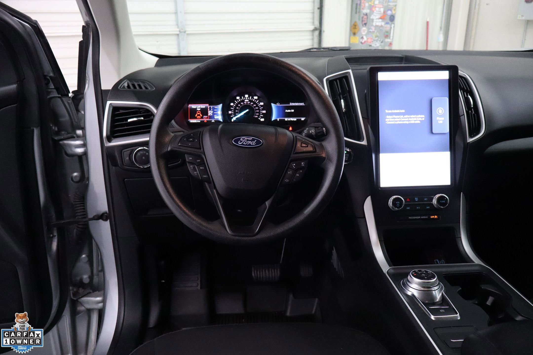 Used 2024 Ford Edge SE image 19