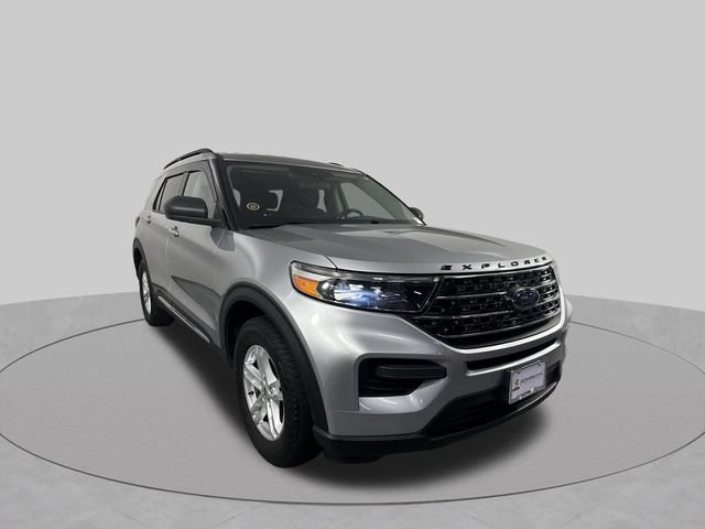 Used 2020 Ford Explorer XLT w/ Comfort Package AWD/4WD image 3