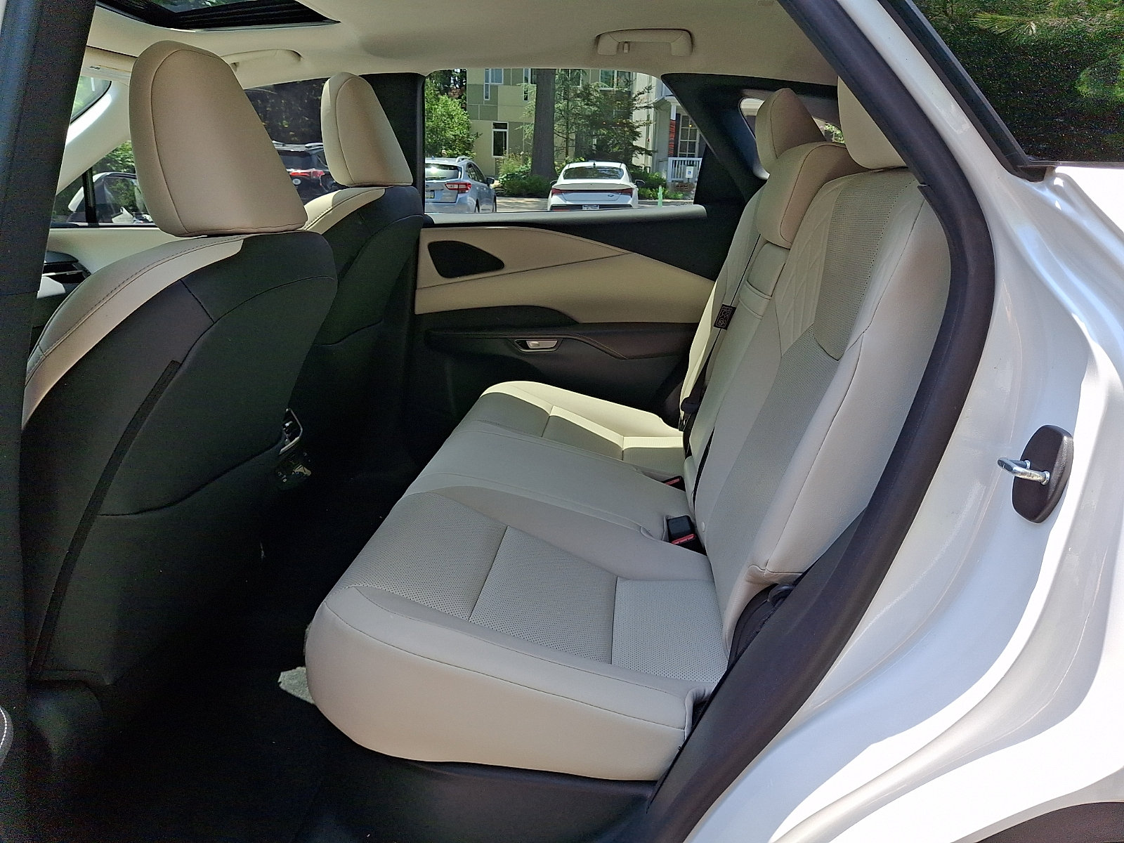 Certified 2024 Lexus RX 350 Premium w/ Accessory Package (Z1) AWD/4WD image 10
