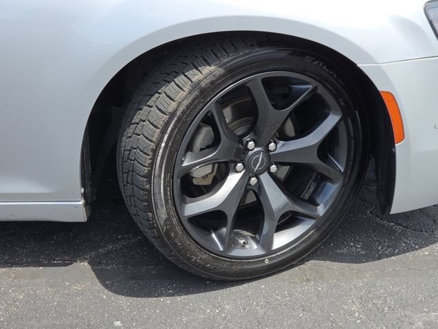 Used 2023 Chrysler 300 S RWD image 23