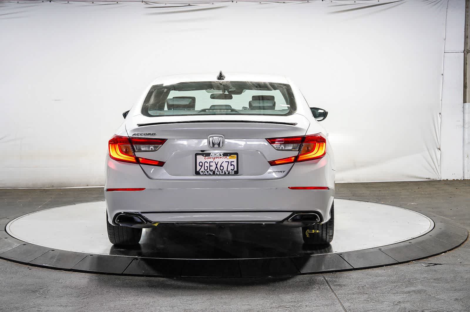 Used 2022 Honda Accord Sport image 3