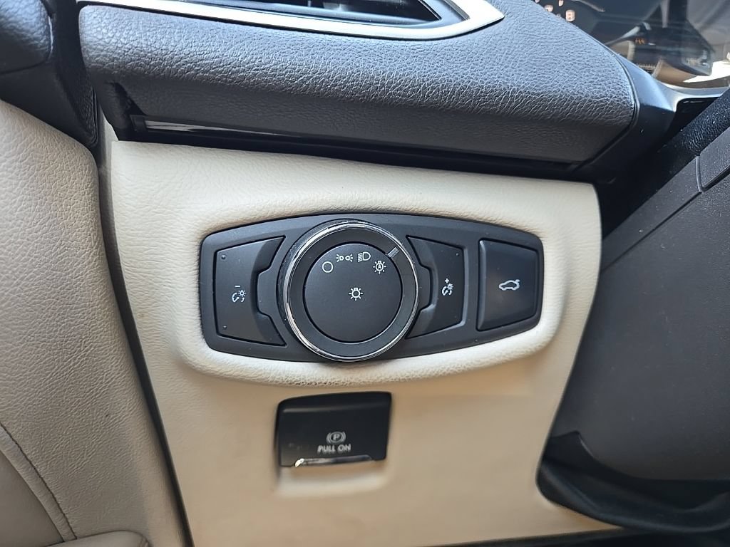 Used 2017 Lincoln MKZ Select FWD image 21