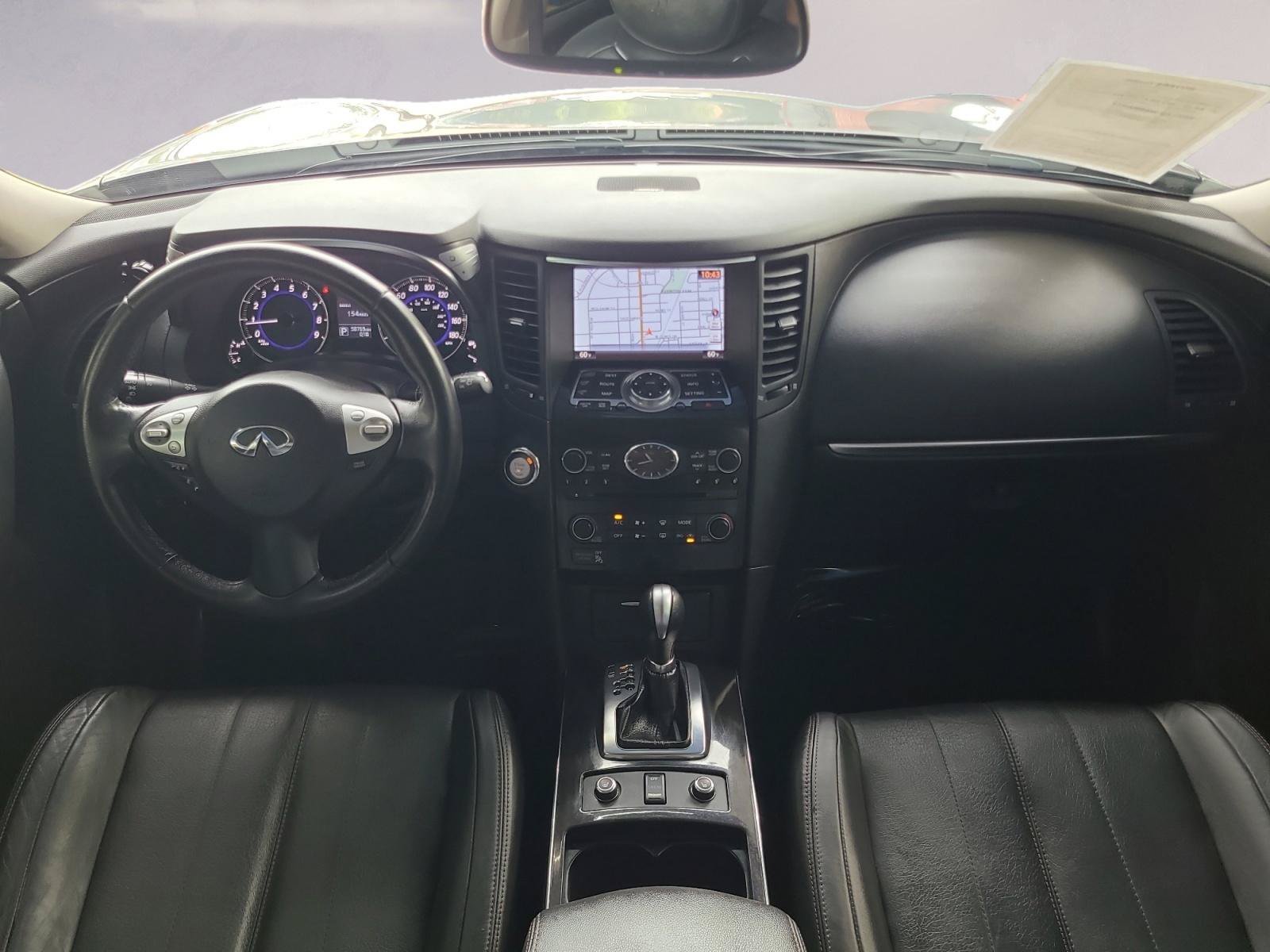 Used 2017 INFINITI QX70 AWD w/ Premium Package image 17