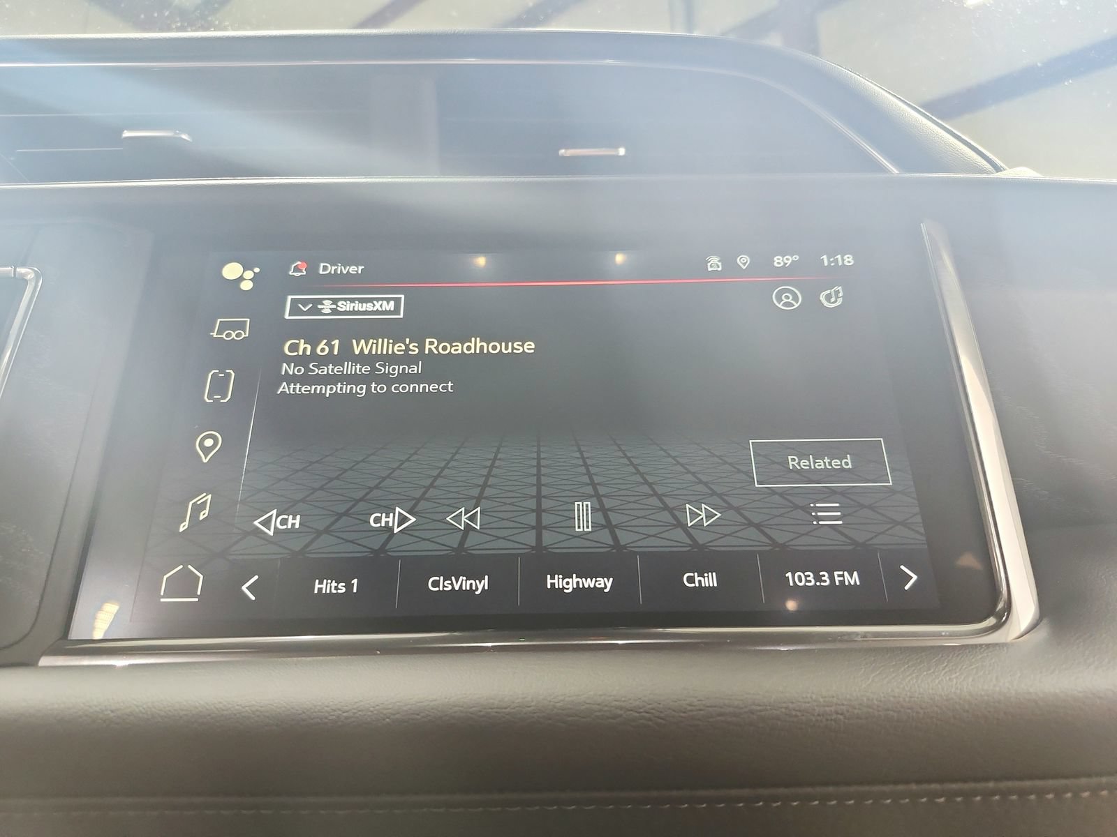 Used 2023 GMC Yukon XL Denali RWD image 31