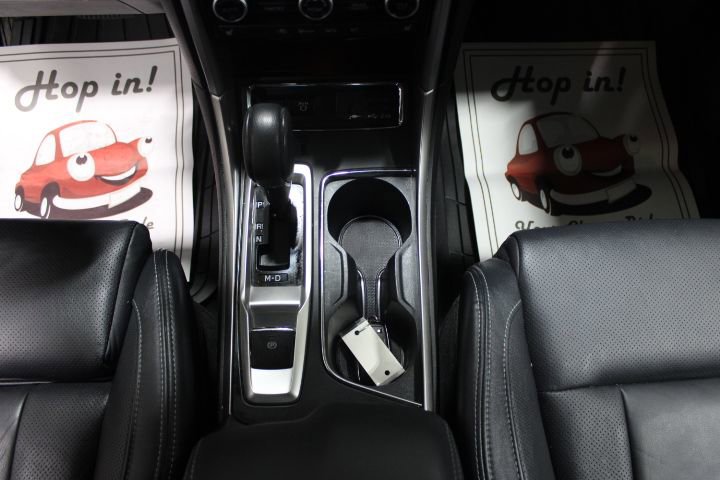 Used 2022 Subaru Ascent Limited w/ Technology Package image 36