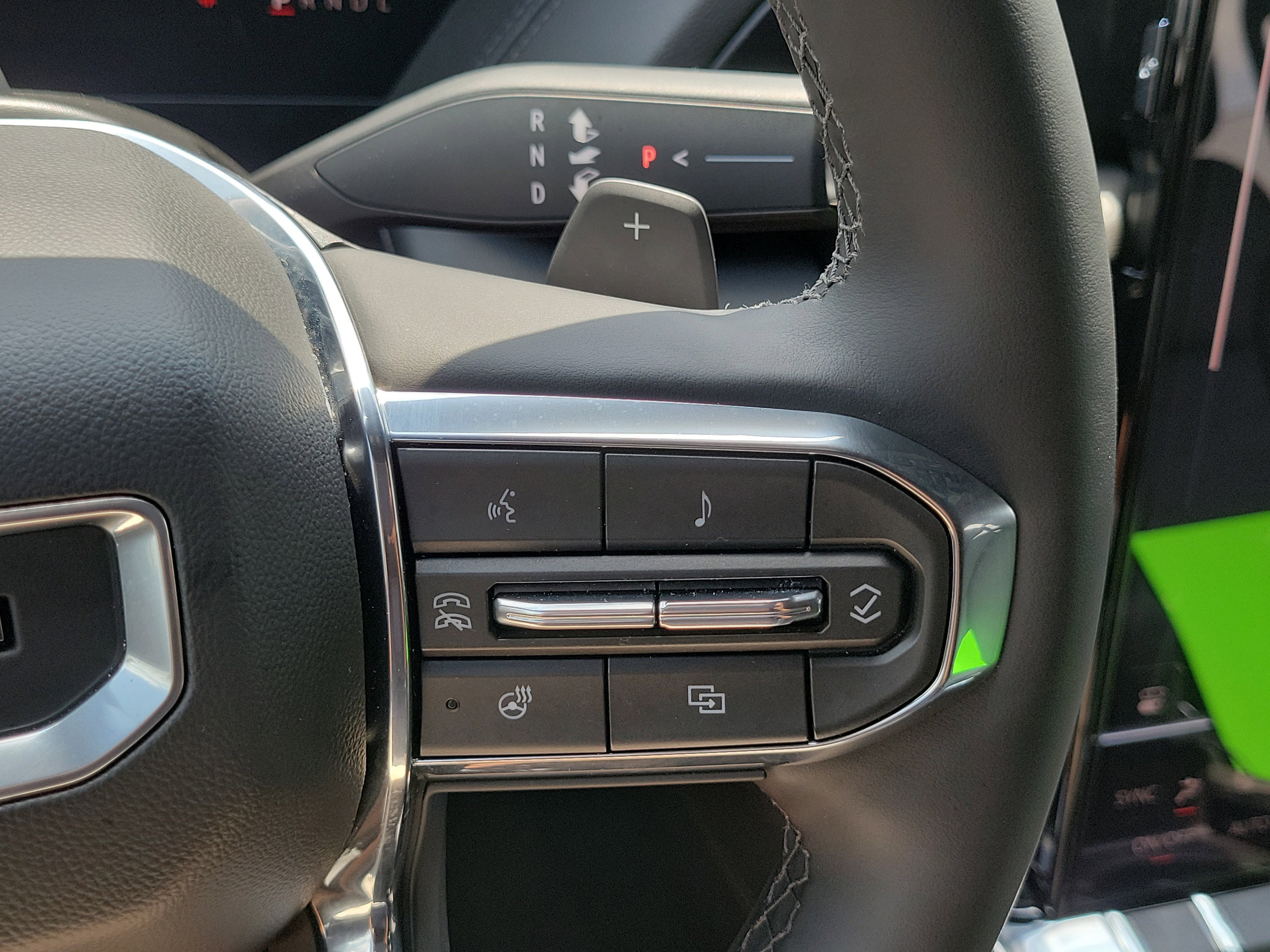 Used 2026 GMC Yukon Denali w/ Denali Reserve Package image 25