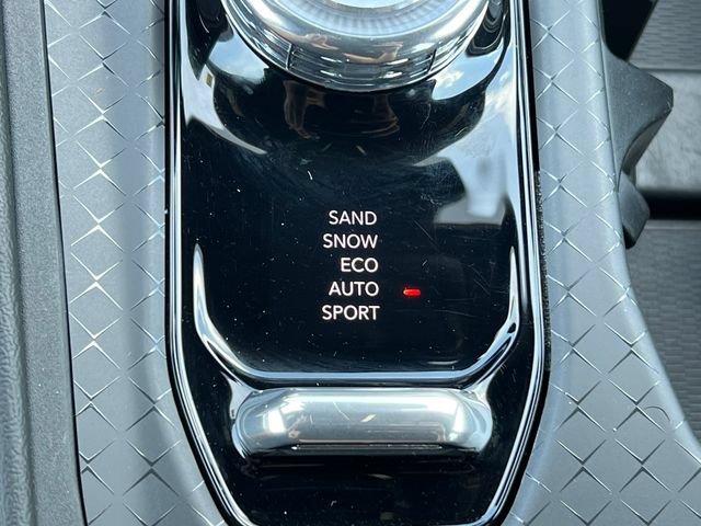 Used 2025 Jeep Wagoneer S Limited AWD/4WD image 30