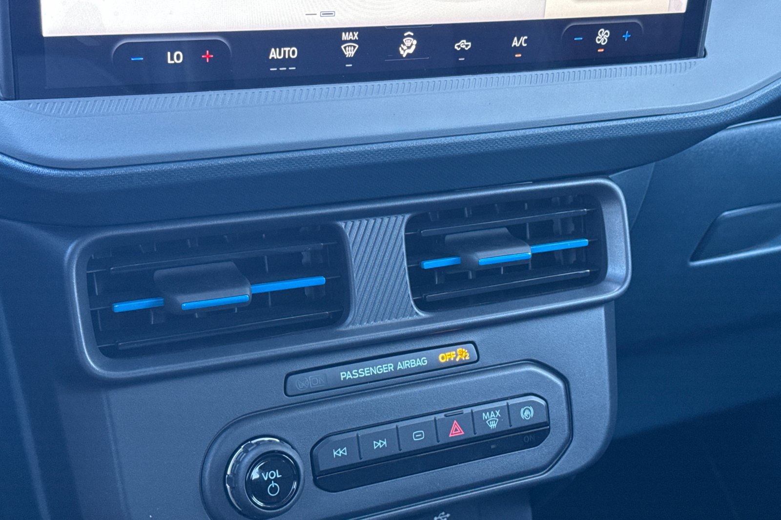 New 2026 Ford Maverick Lobo AWD/4WD image 21