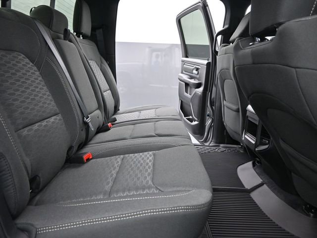 New 2026 RAM 1500 4x4 Crew Cab image 21