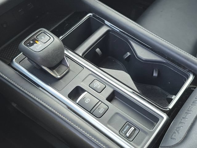 Certified 2022 Nissan Pathfinder SL w/ SL Premium Package FWD image 27