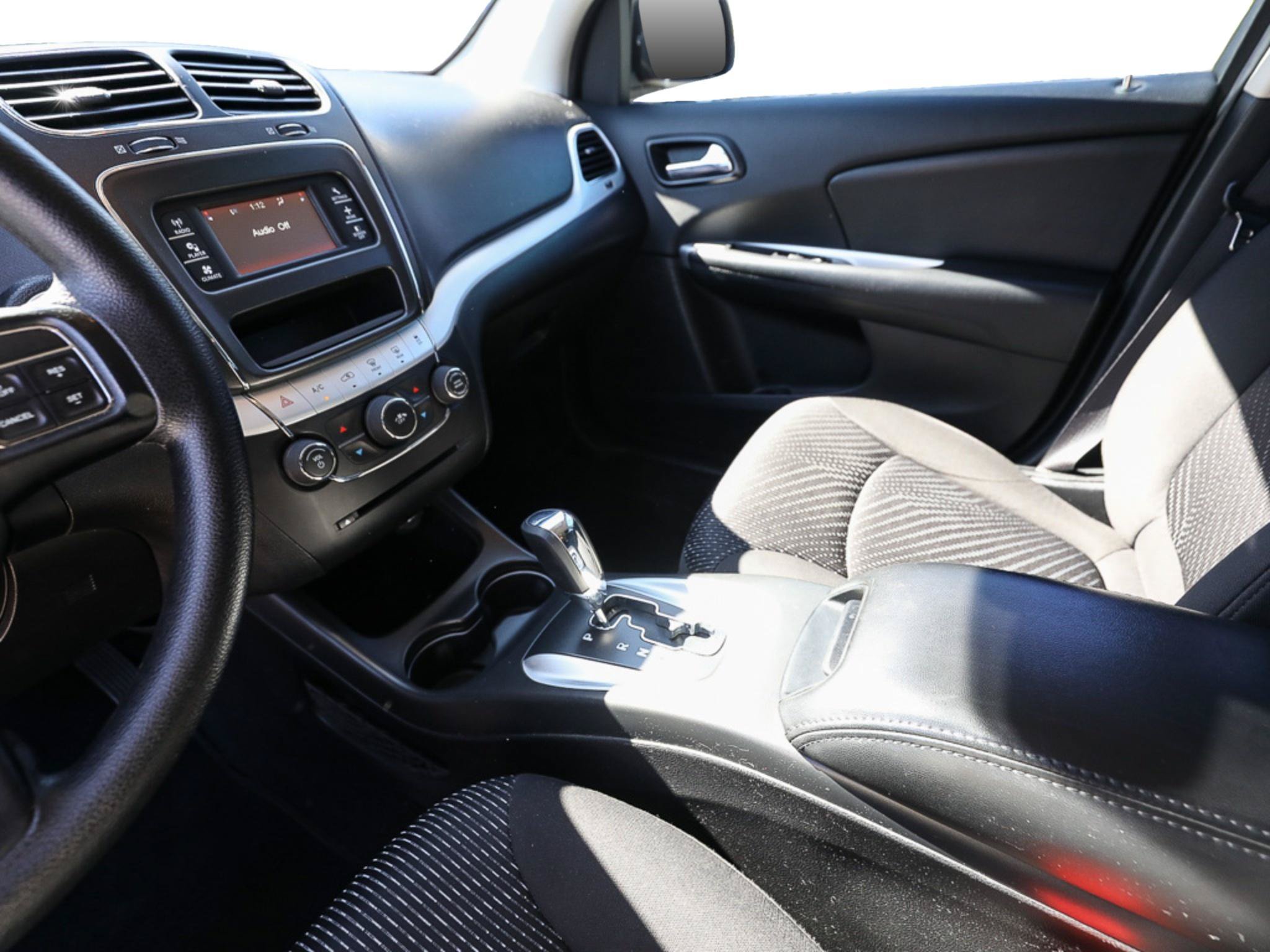 Used 2016 Dodge Journey SE FWD image 19