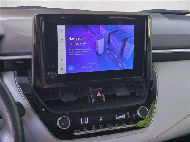 Used 2025 Toyota Corolla LE FWD image 15